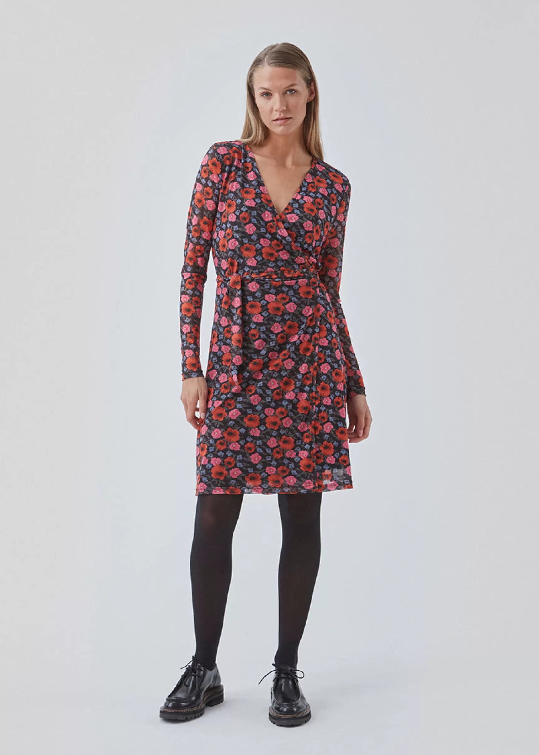 Store Modström BinnaMD print wrap dress - Flower Blush FlowerBlush