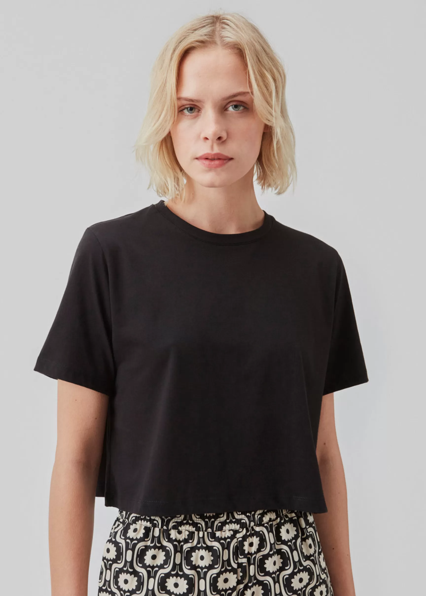 Cheap Modström CadakMD crop t-shirt - Black