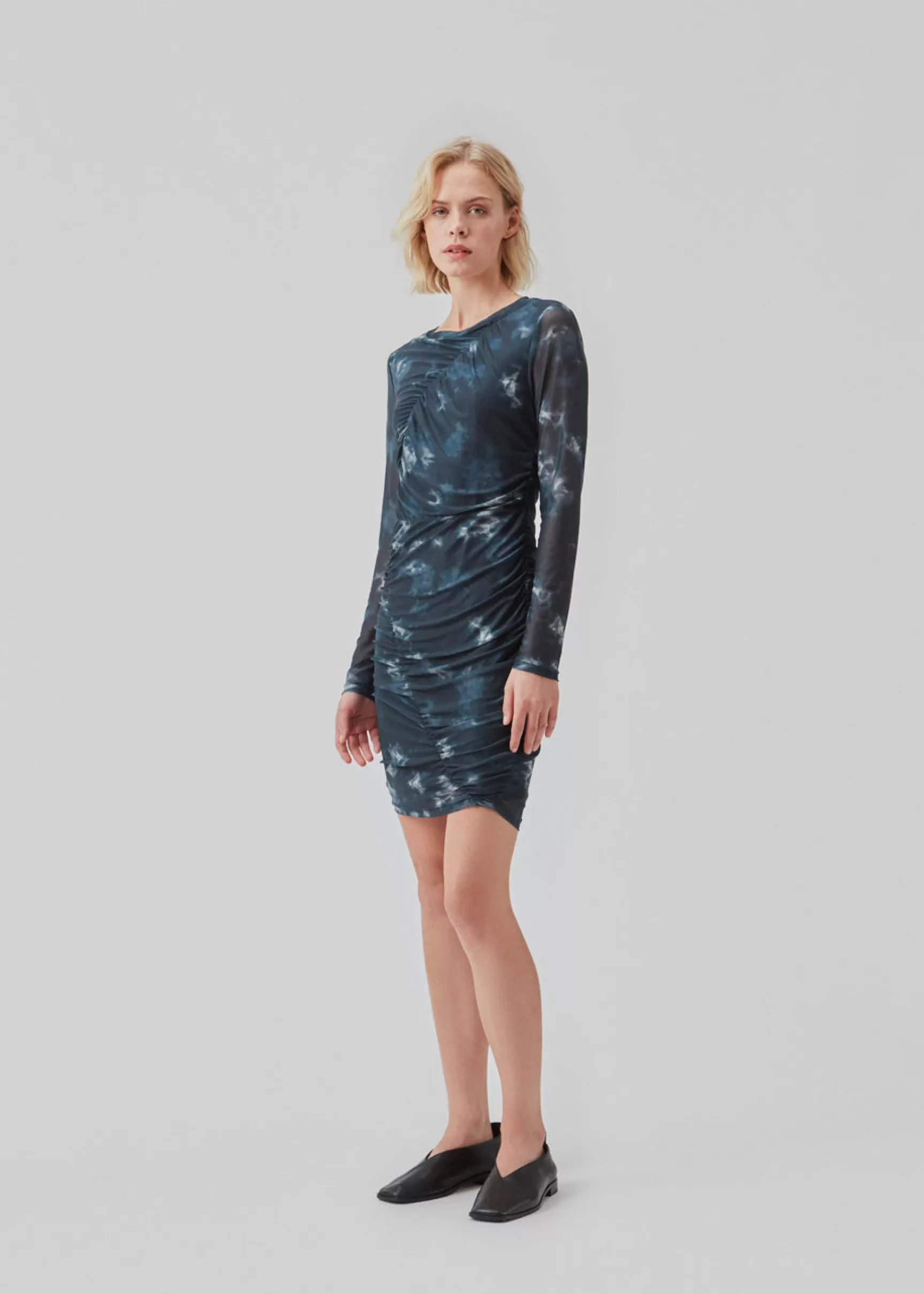 Store Modström CliffordMD print dress - Midnight Tie Dye MidnightTieDye