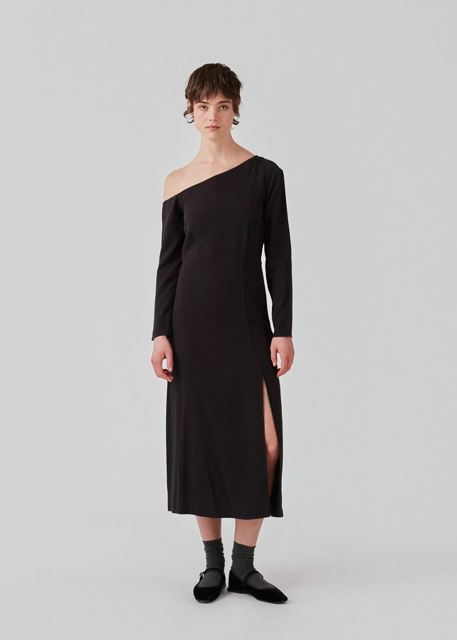 Shop Modström FanyaMD long dress - Black