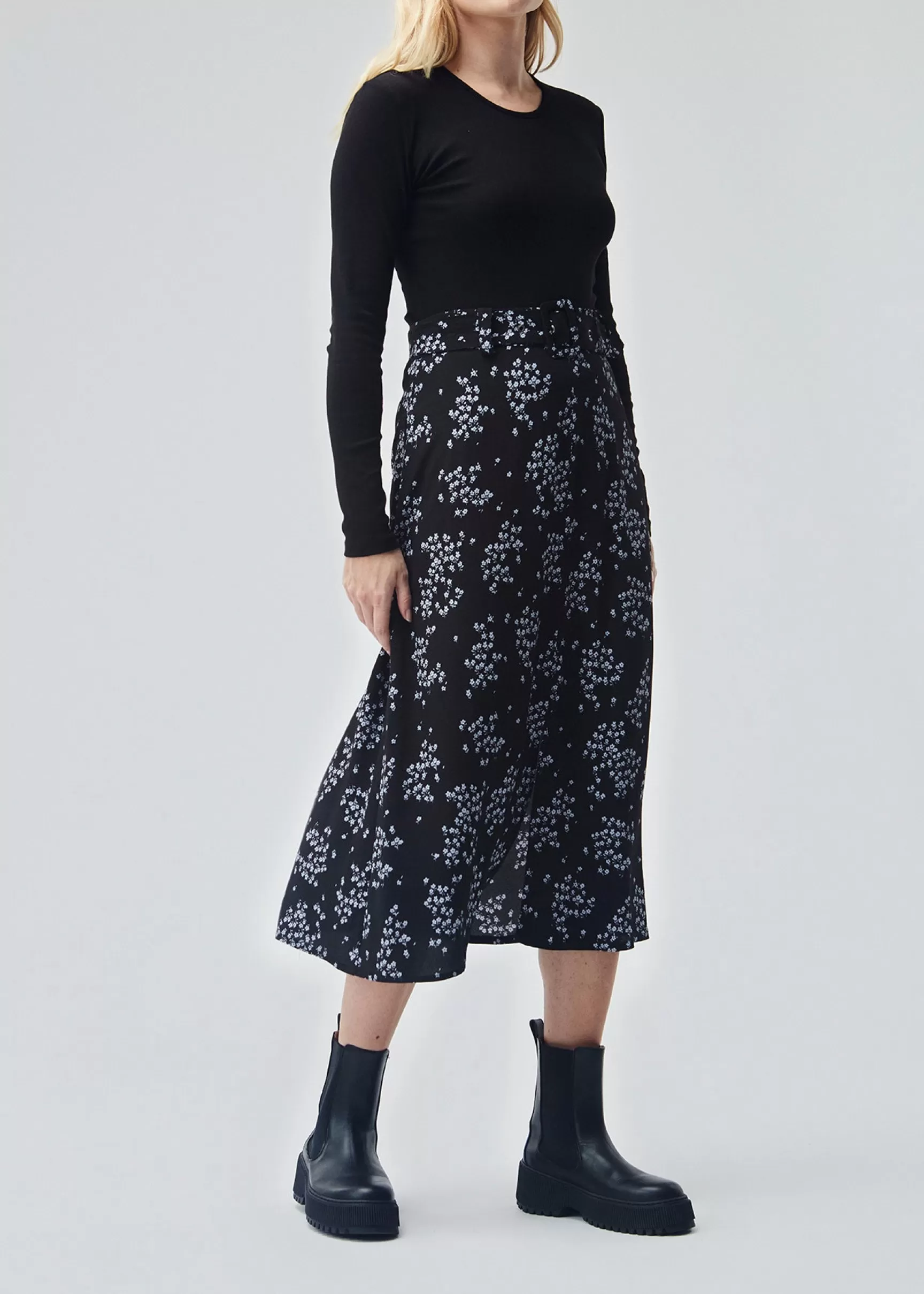 Online Modström HunchMD long print skirt - Flower Pond FlowerPond