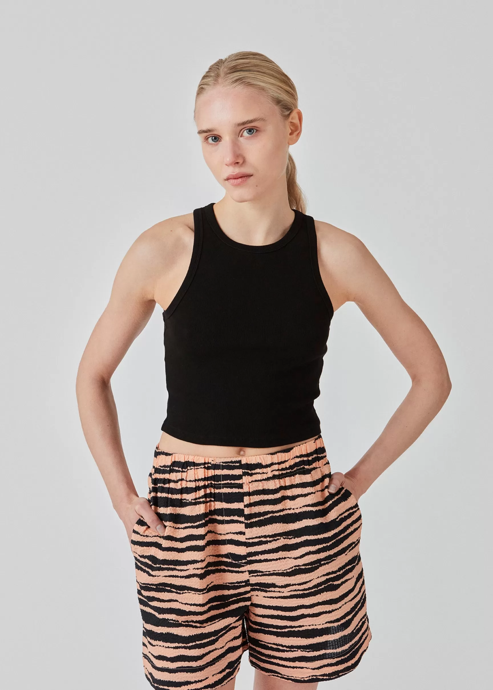 Hot Modström IgorMD crop top - Black