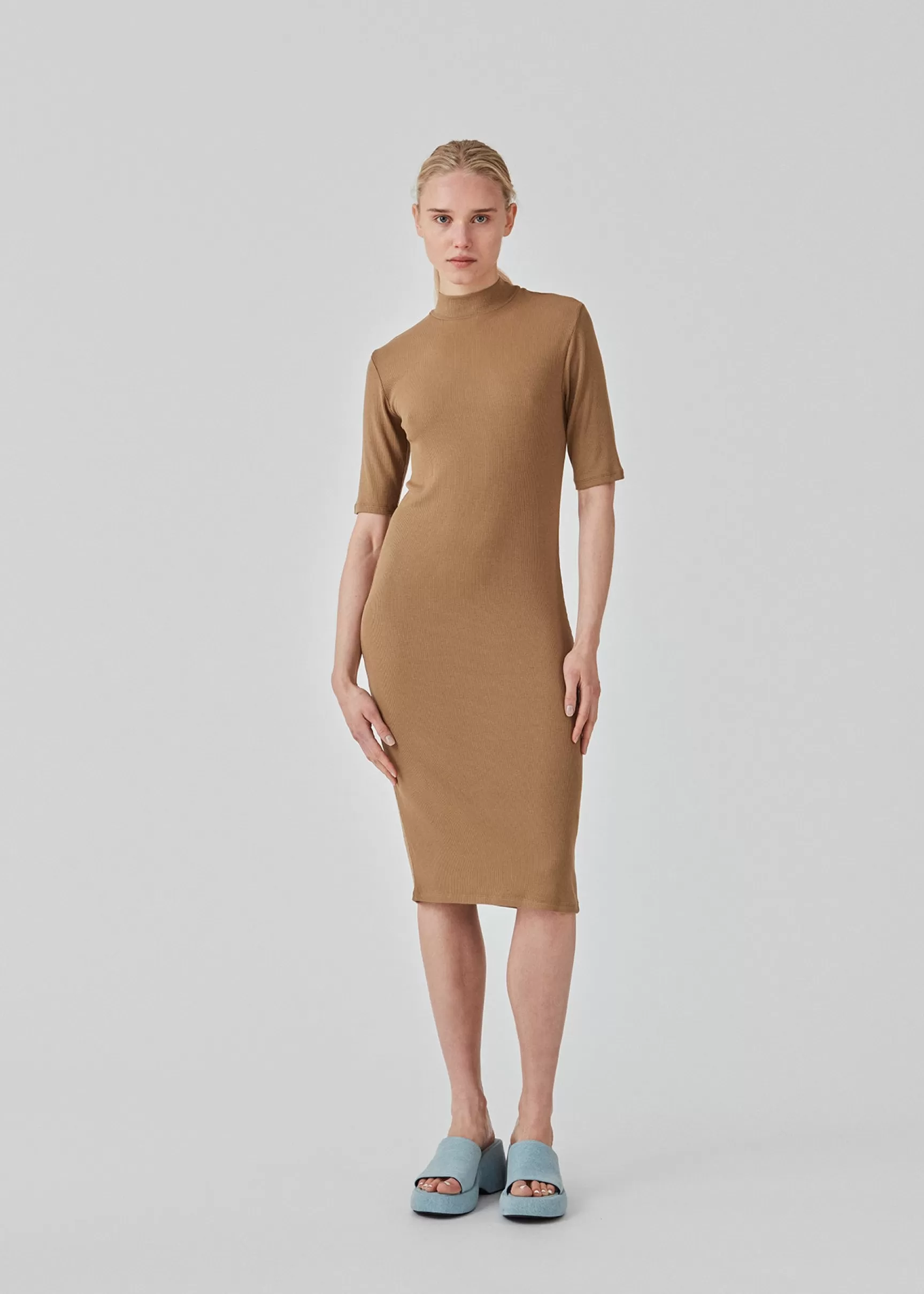 Best Modström Krown t-shirt dress - Dune