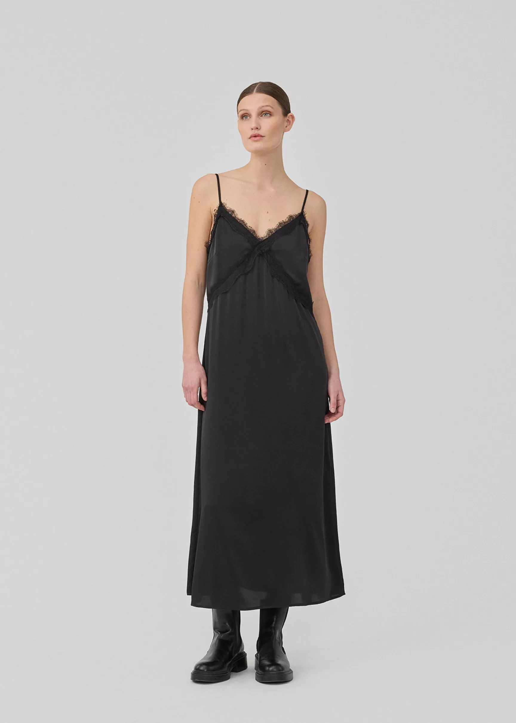 Online Modström TenjaMD dress - Black